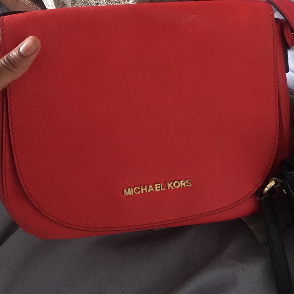 Red/orange Michael Kors crossover body bag
